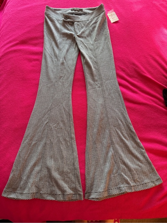 Free People Pants - Free People Women’s Black & White Chevron Flare Pants